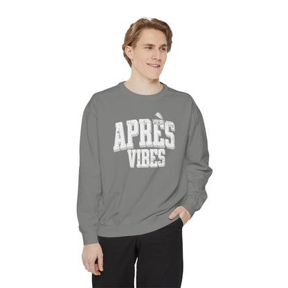 Apres Vibes Sweatshirt